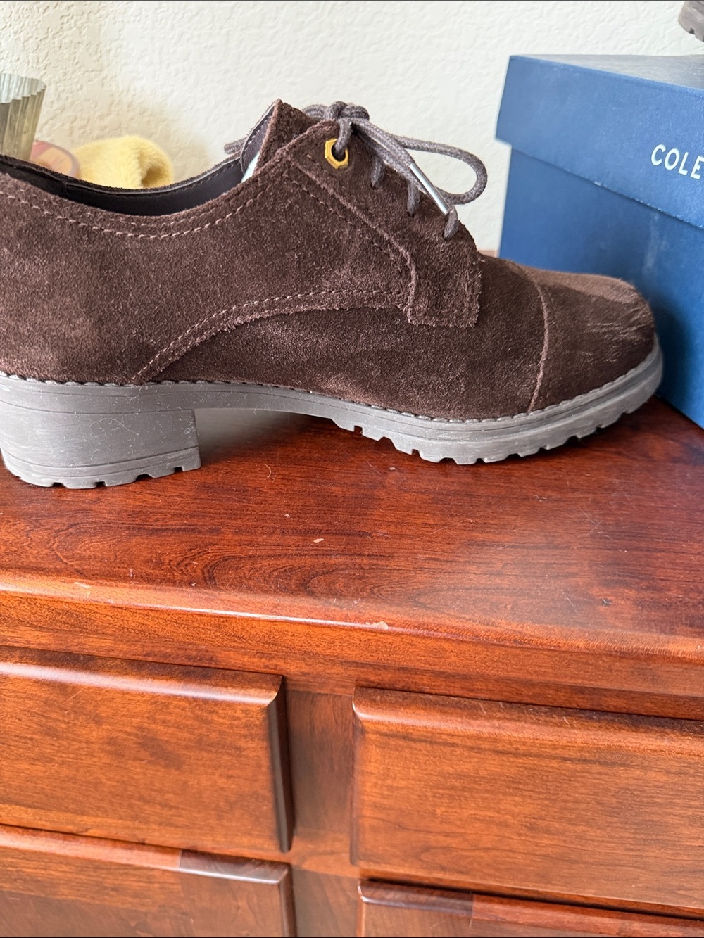 Cole Haan Women's Camea Heritage Dark Chocolate Suede Lace Up Oxfords size 8 - Picture 5 of 7